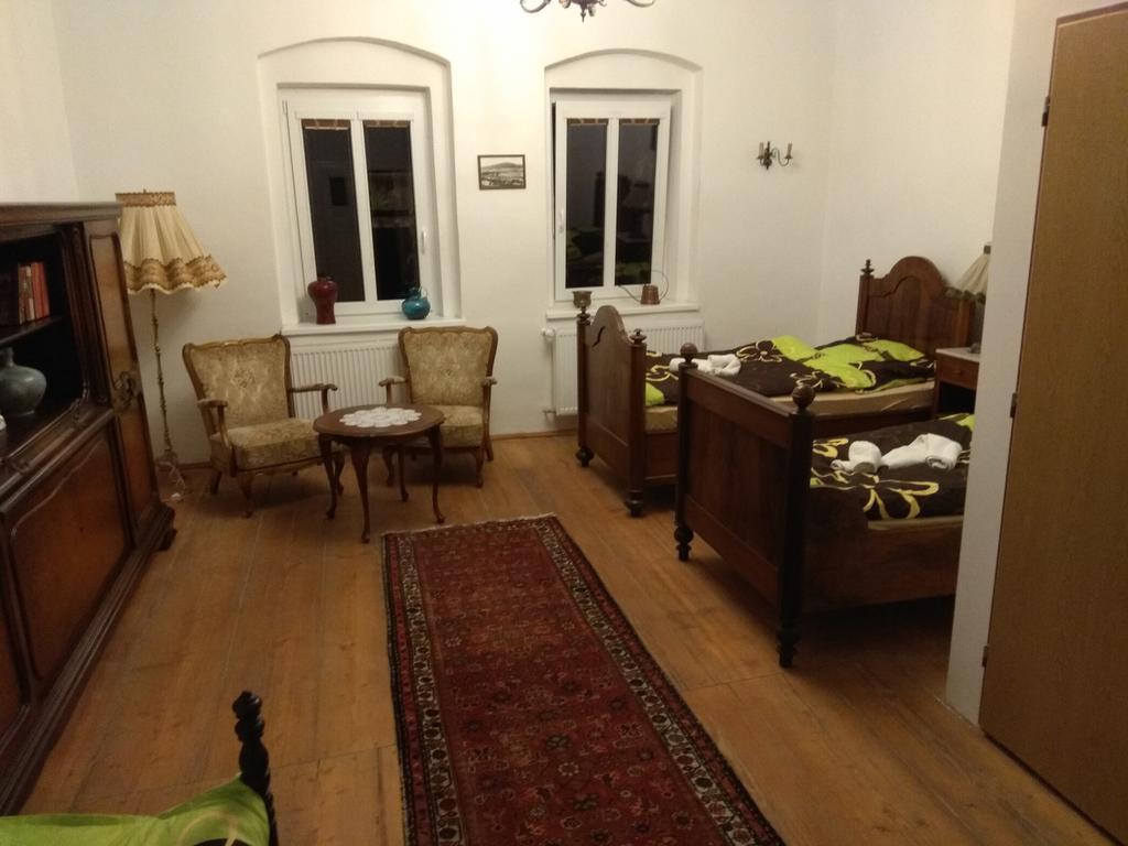 Penzion U Cermaka Ostrov  Dış mekan fotoğraf