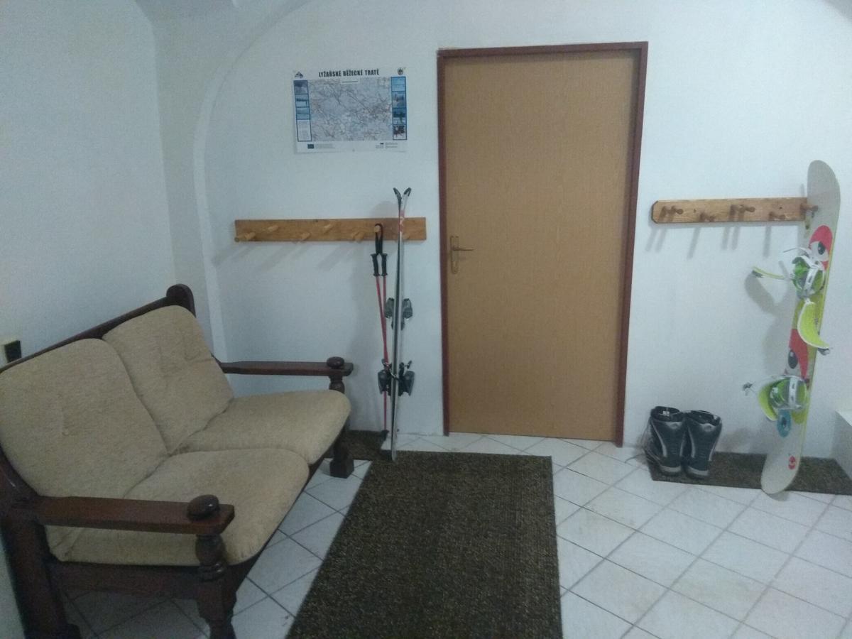 Penzion U Cermaka Ostrov  Dış mekan fotoğraf